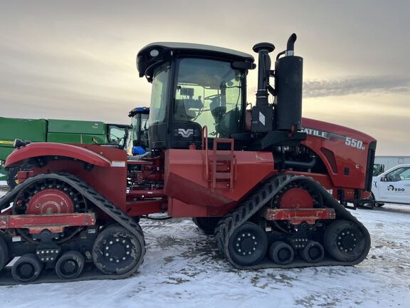 2015 Versatile 550DT Tractor Rubber Track