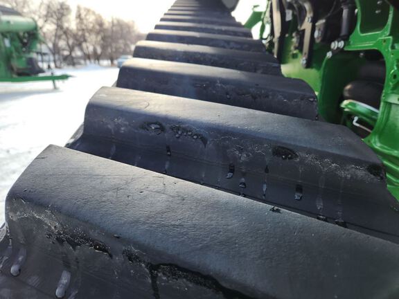 2023 John Deere 8RT 370 Tractor Rubber Track