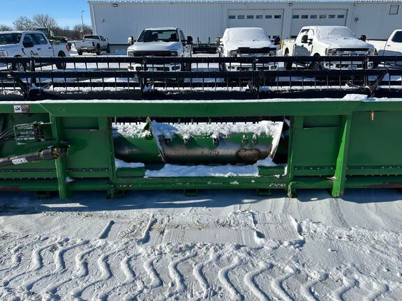 2010 John Deere 635F Header Combine