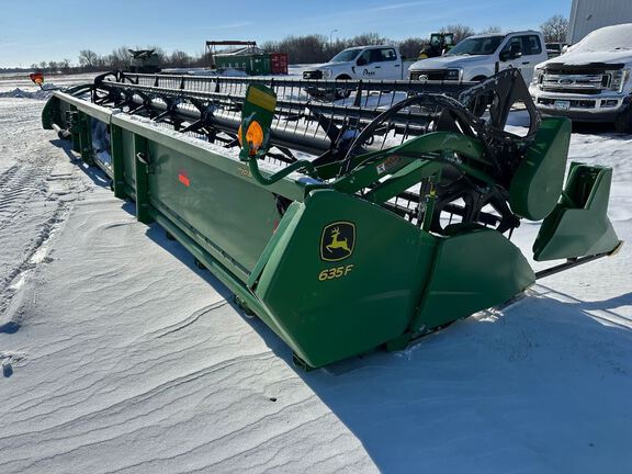 2010 John Deere 635F Header Combine