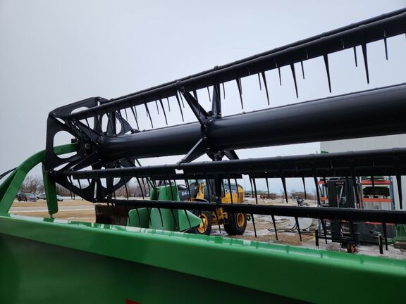 2010 John Deere 635F Header Combine