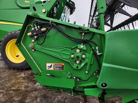 2010 John Deere 635F Header Combine