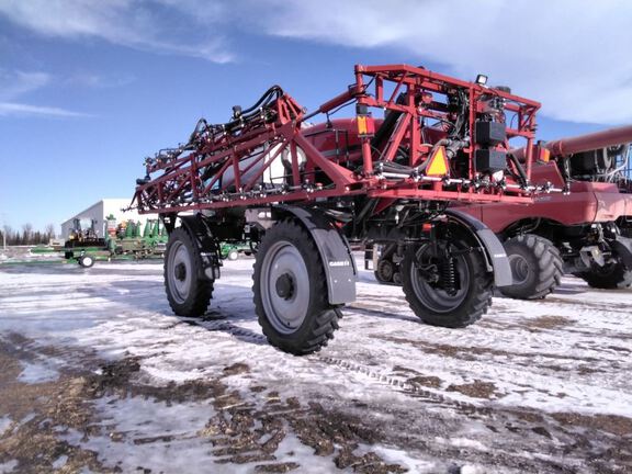 2008 Case SPX4420 Sprayer/High Clearance