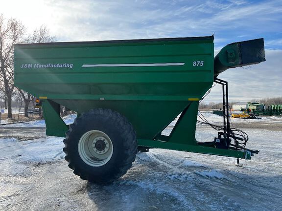 2010 J&M 875-18 Grain Cart