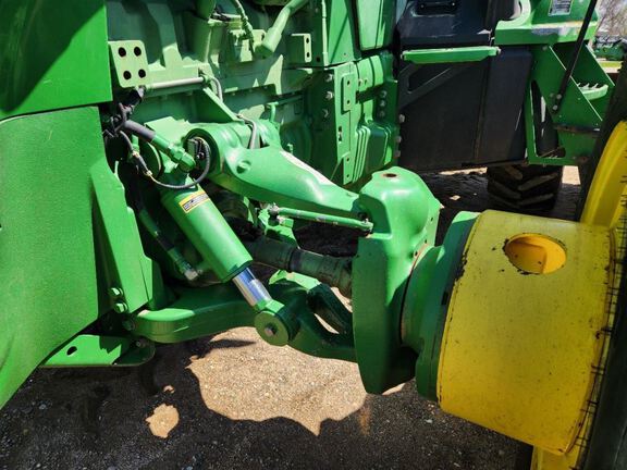 2014 John Deere 8335R Tractor