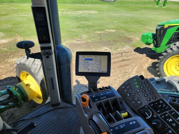 2014 John Deere 8335R Tractor