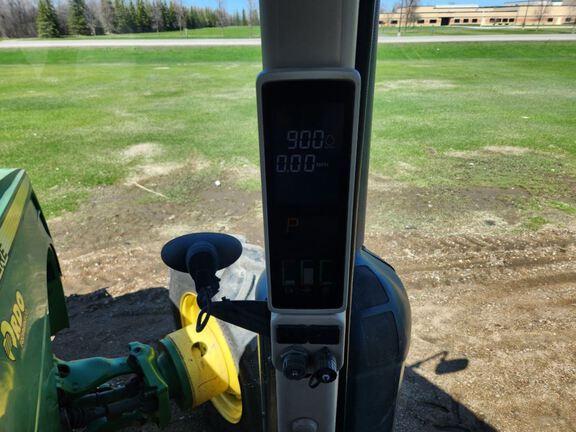 2014 John Deere 8335R Tractor