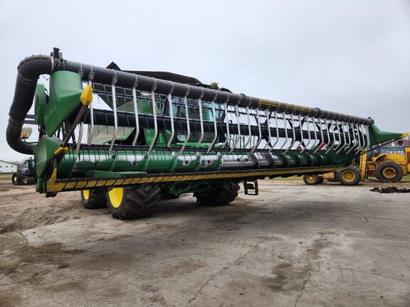 2020 John Deere 630F Header Combine