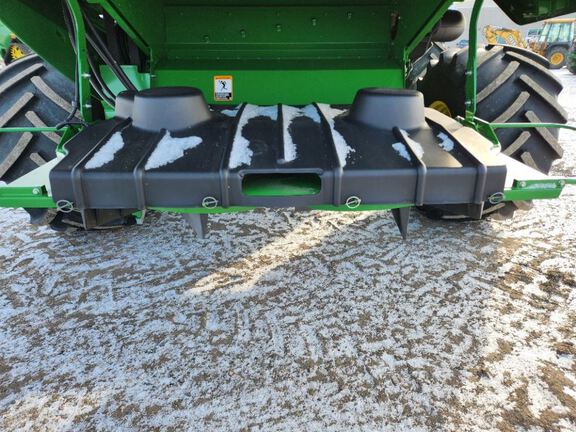 2025 John Deere S7 800 Combine