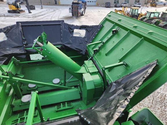 2025 John Deere S7 800 Combine