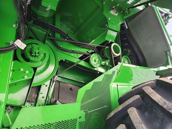 2025 John Deere S7 800 Combine