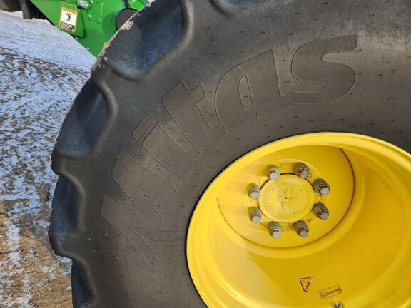 2025 John Deere S7 800 Combine