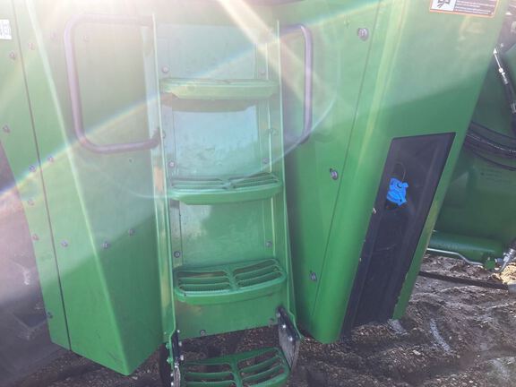 2024 John Deere 9R 590 Tractor 4WD