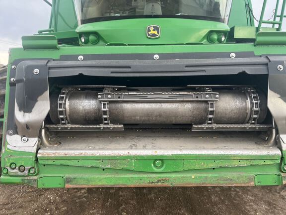 2019 John Deere S780 Combine