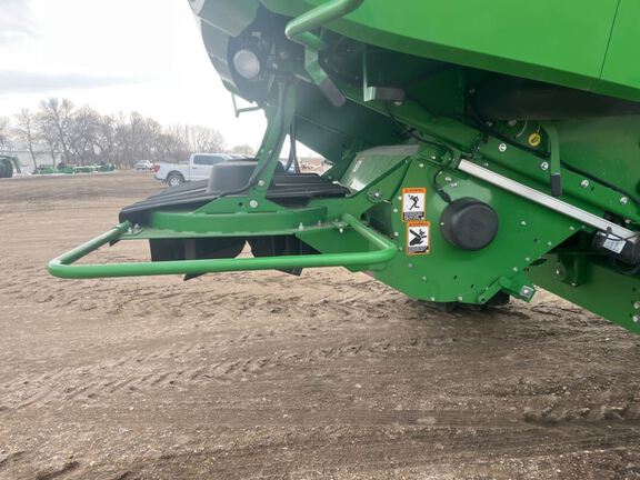 2019 John Deere S780 Combine