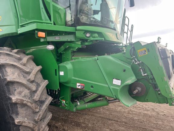 2019 John Deere S780 Combine