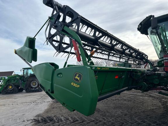 2020 John Deere 630F Header Combine