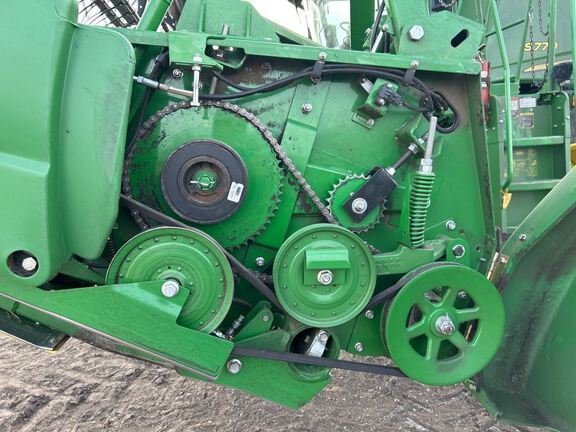 2020 John Deere 630F Header Combine