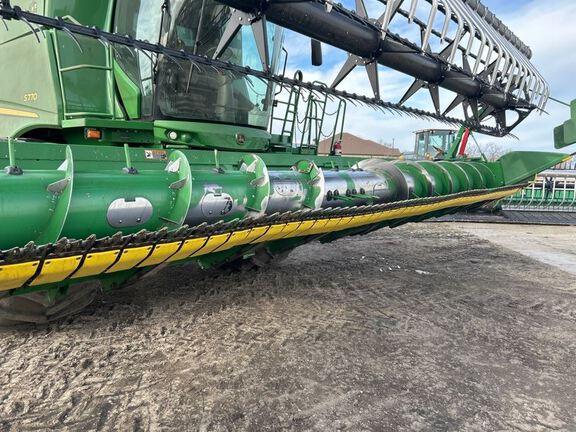 2020 John Deere 630F Header Combine