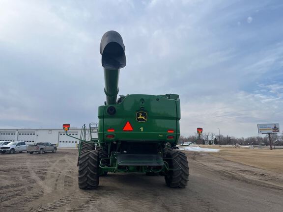 2021 John Deere S780 Combine