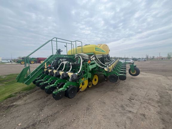2009 Misc 24R22 Planter