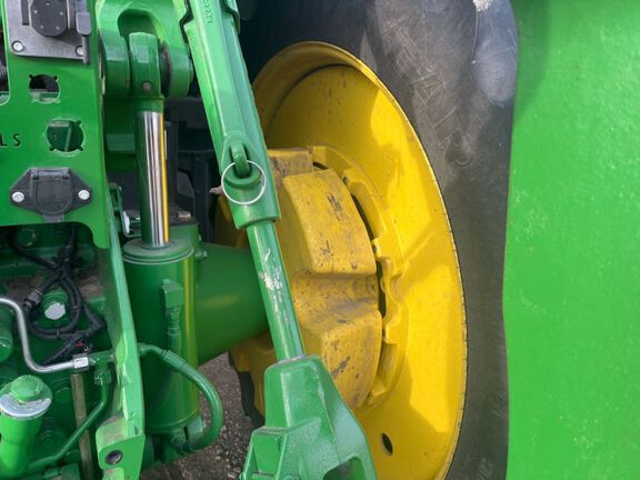2016 John Deere 8345R Tractor