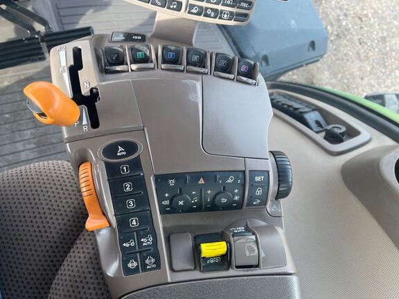 2016 John Deere 8345R Tractor