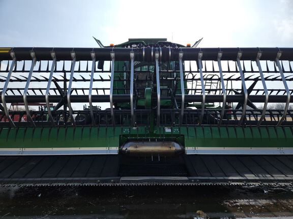 2020 John Deere 740FD Header Combine