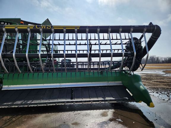 2020 John Deere 740FD Header Combine