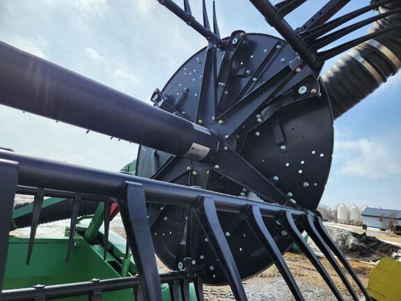 2020 John Deere 740FD Header Combine