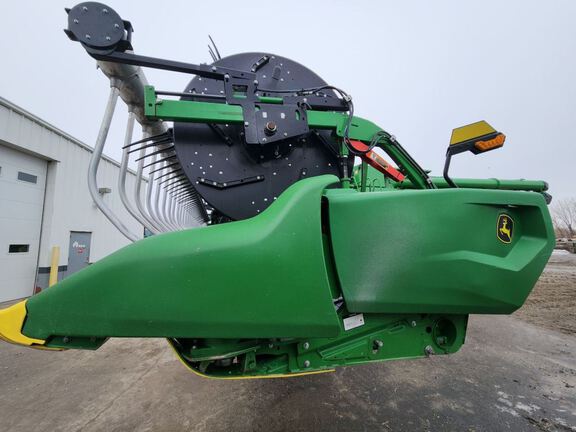 2023 John Deere RD40F Header Combine