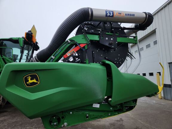 2023 John Deere RD40F Header Combine