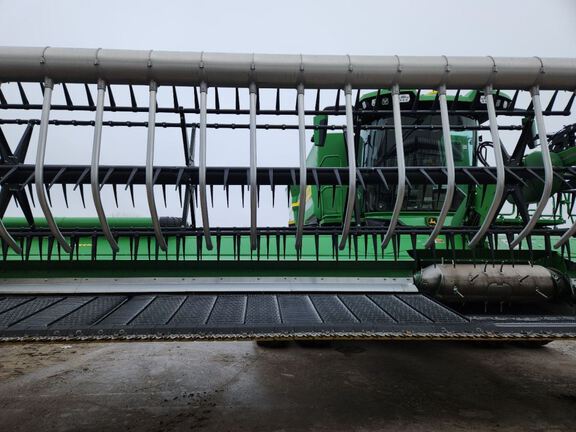 2023 John Deere RD40F Header Combine