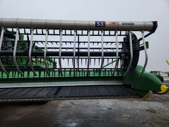 2023 John Deere RD40F Header Combine