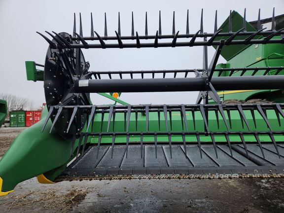 2020 John Deere 740FD Header Combine