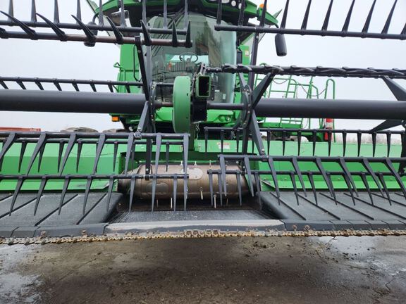 2020 John Deere 740FD Header Combine