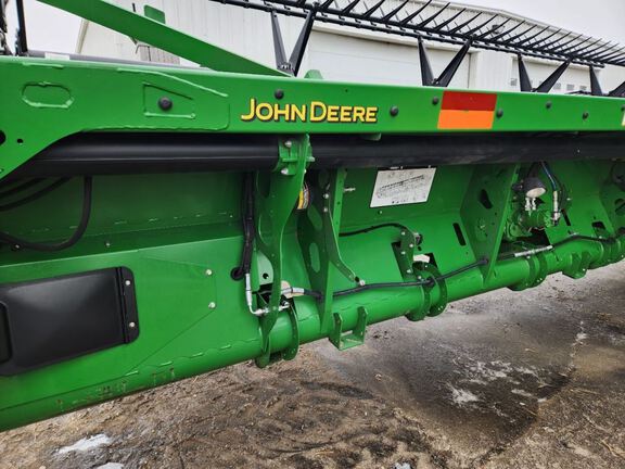 2020 John Deere 740FD Header Combine