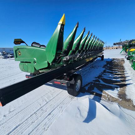 2024 John Deere C18R Header Corn Head