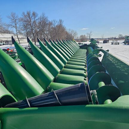 2024 John Deere C18R Header Corn Head