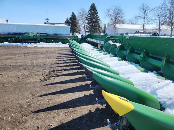 2024 John Deere C18R Header Corn Head