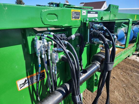 2024 John Deere C18R Header Corn Head