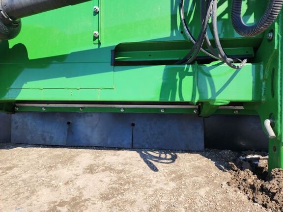 2024 John Deere C18R Header Corn Head