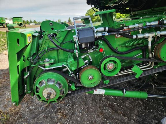 2023 John Deere X9 1100 Combine