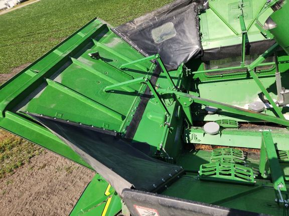 2023 John Deere X9 1100 Combine