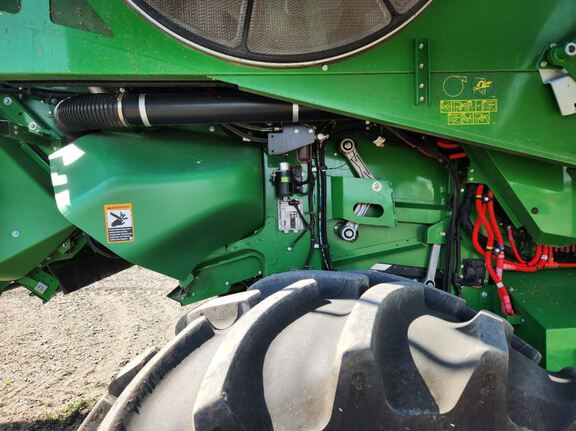 2023 John Deere X9 1100 Combine