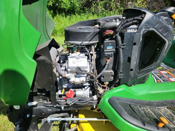 2019 John Deere X739 Garden Tractor