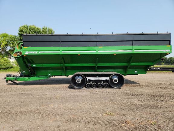 2022 Brent 2596 Grain Cart