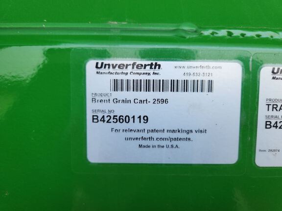 2022 Brent 2596 Grain Cart