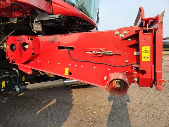 2013 Case 9230 Combine