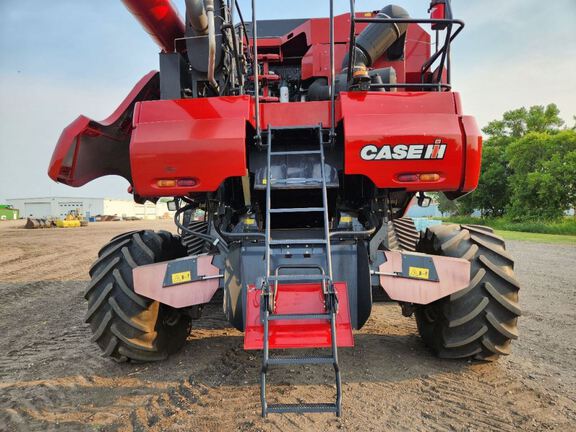 2013 Case 9230 Combine